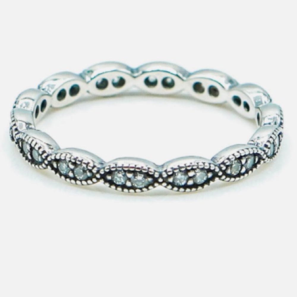 Size 9 sterling silver ring — EUC like new (please read) PANDORA